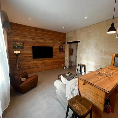 Maison Coquette Dans Mas